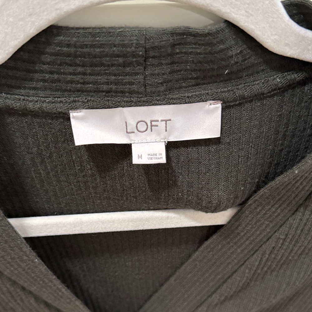 LOFT Button-Up Cardigan - Picture 3 of 3